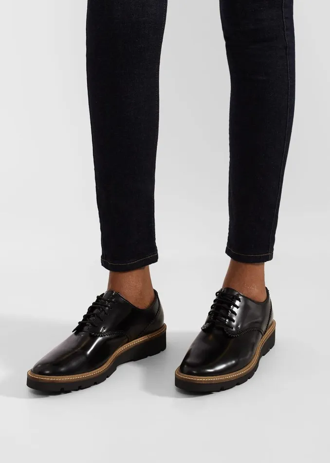 Women Flats Hobbs Chelsey LaceUp Black