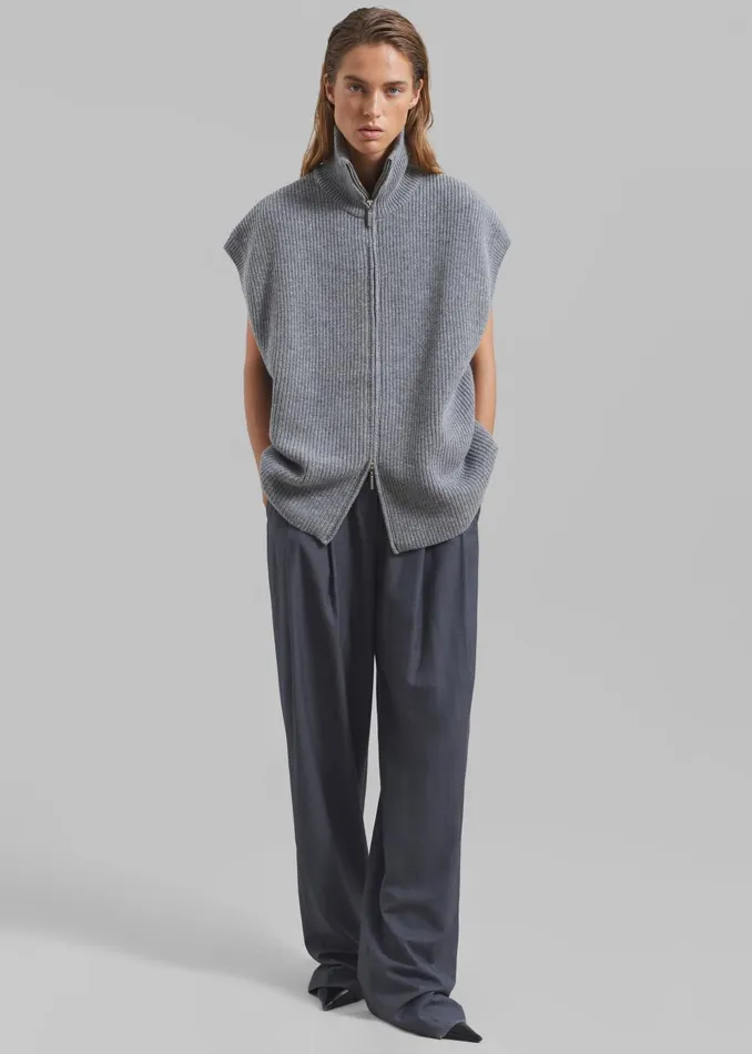 Women Kellan Wool Blend Sleeveless Zip Turtleneck 8211 Grey The Frankie Shop Knitwear