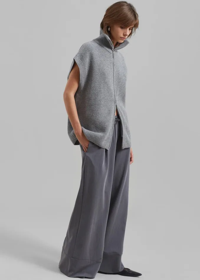 Women Kellan Wool Blend Sleeveless Zip Turtleneck 8211 Grey The Frankie Shop Knitwear