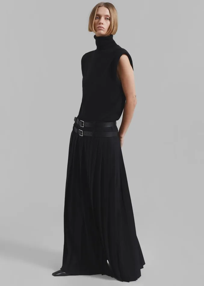 Women Nadia Thin Padded Sleeveless Turtleneck 8211 Black The Frankie Shop Knitwear