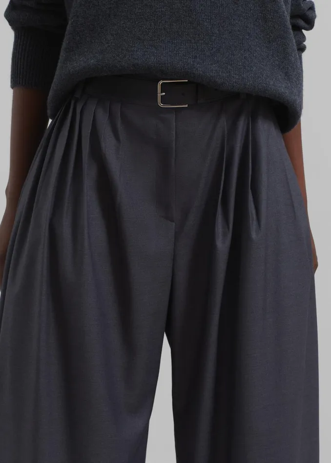 Women Nyla Pleated Pants 8211 Charcoal The Frankie Shop Bottoms