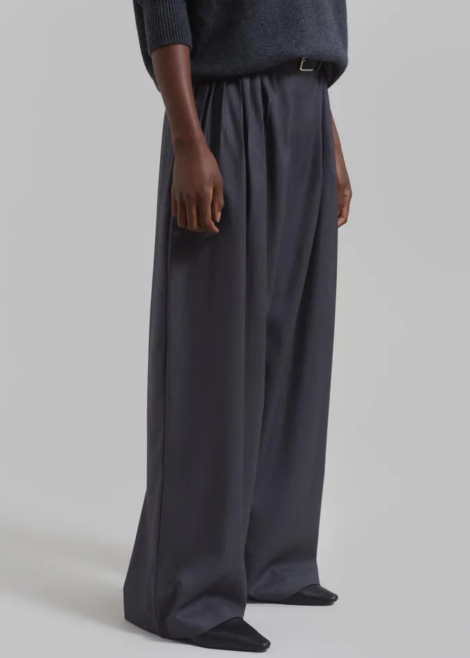 Women Nyla Pleated Pants 8211 Charcoal The Frankie Shop Bottoms