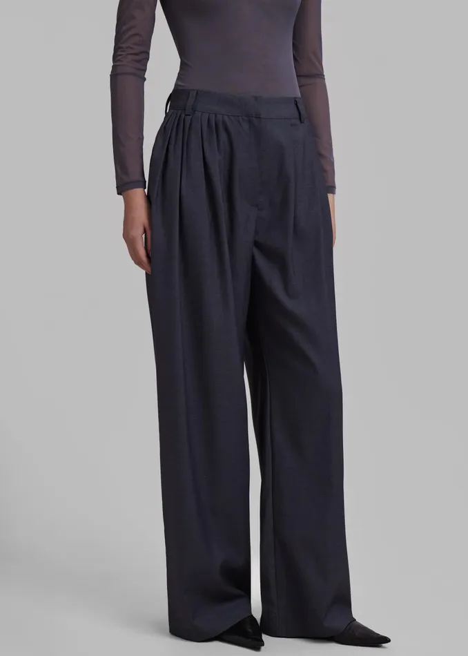 Women Nyla Pleated Pants 8211 Charcoal The Frankie Shop Bottoms