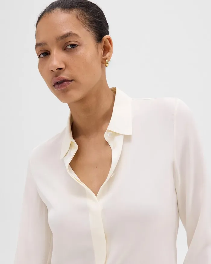 Women Tops Theory Fitted Shirt In Silk Georgette Ivory